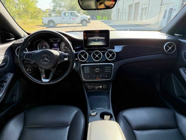 Мерседес ЦЛА-клас 2015 у Черкасах на Automoto.ua Білий Мерседес ЦЛА-клас, об'ємом двигуна 2 л та пробігом 71 тис. км за 11900 $, фото 11 на Automoto.ua