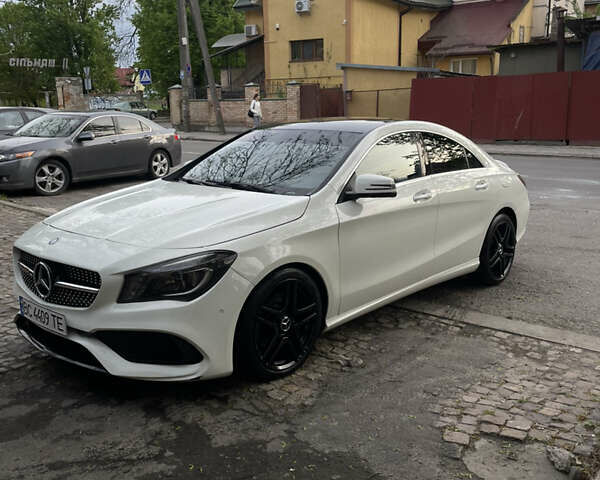 Белый Мерседес ЦЛА-класс, объемом двигателя 1.99 л и пробегом 125 тыс. км за 20000 $, фото 6 на Automoto.ua