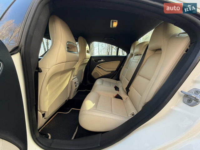 Білий Мерседес ЦЛА-клас, об'ємом двигуна 1.99 л та пробігом 119 тис. км за 16999 $, фото 20 на Automoto.ua