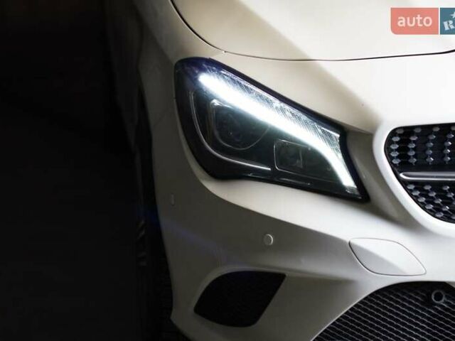 Білий Мерседес ЦЛА-клас, об'ємом двигуна 2 л та пробігом 103 тис. км за 20888 $, фото 8 на Automoto.ua