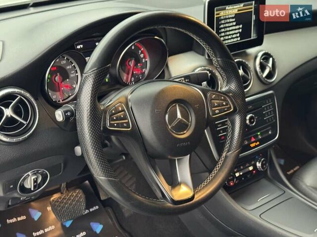 Білий Мерседес ЦЛА-клас, об'ємом двигуна 1.99 л та пробігом 207 тис. км за 13900 $, фото 16 на Automoto.ua