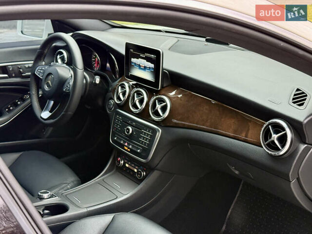 Білий Мерседес ЦЛА-клас, об'ємом двигуна 2 л та пробігом 232 тис. км за 13950 $, фото 39 на Automoto.ua
