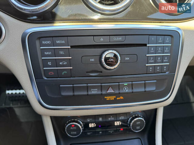 Белый Мерседес ЦЛА-класс, объемом двигателя 1.99 л и пробегом 177 тыс. км за 13500 $, фото 17 на Automoto.ua