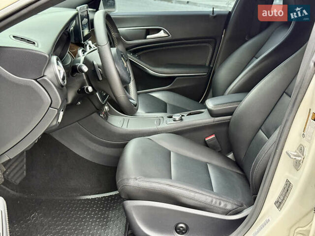 Білий Мерседес ЦЛА-клас, об'ємом двигуна 2 л та пробігом 232 тис. км за 13950 $, фото 38 на Automoto.ua