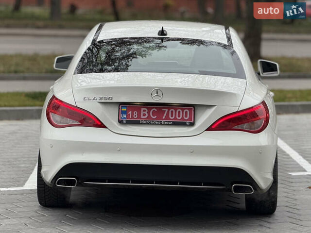 Білий Мерседес ЦЛА-клас, об'ємом двигуна 2 л та пробігом 232 тис. км за 13950 $, фото 7 на Automoto.ua