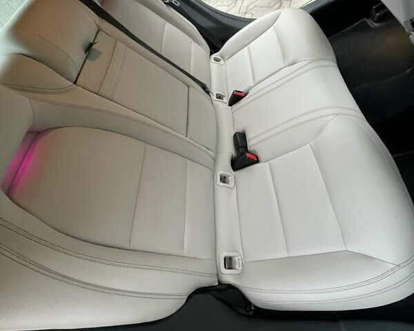 Белый Мерседес ЦЛА-класс, объемом двигателя 1.99 л и пробегом 169 тыс. км за 15500 $, фото 30 на Automoto.ua