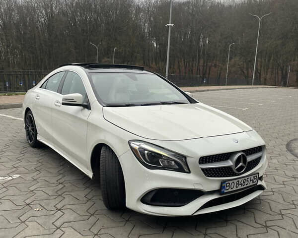 Белый Мерседес ЦЛА-класс, объемом двигателя 1.99 л и пробегом 169 тыс. км за 15500 $, фото 3 на Automoto.ua