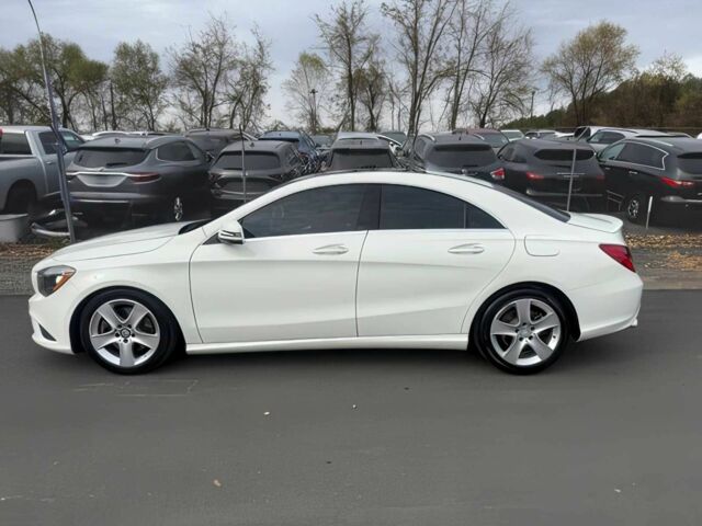 Білий Мерседес ЦЛА-клас, об'ємом двигуна 2 л та пробігом 78 тис. км за 10000 $, фото 3 на Automoto.ua