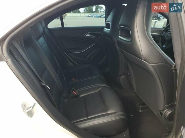 Белый Мерседес ЦЛА-класс, объемом двигателя 2 л и пробегом 91 тыс. км за 2500 $, фото 9 на Automoto.ua