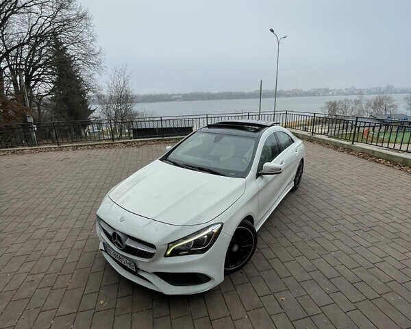 Белый Мерседес ЦЛА-класс, объемом двигателя 1.99 л и пробегом 169 тыс. км за 15500 $, фото 51 на Automoto.ua