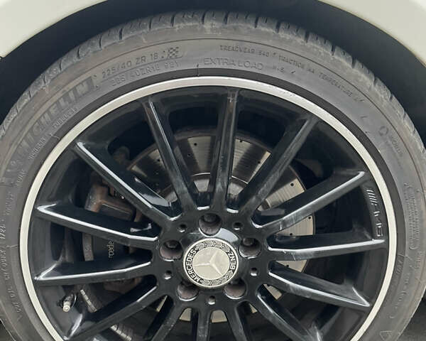 Белый Мерседес ЦЛА-класс, объемом двигателя 1.99 л и пробегом 169 тыс. км за 15500 $, фото 40 на Automoto.ua