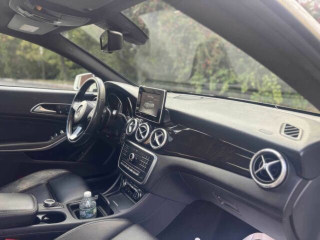 Білий Мерседес ЦЛА-клас, об'ємом двигуна 2 л та пробігом 79 тис. км за 7600 $, фото 8 на Automoto.ua