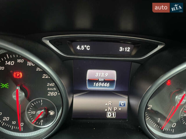 Белый Мерседес ЦЛА-класс, объемом двигателя 1.99 л и пробегом 169 тыс. км за 15500 $, фото 25 на Automoto.ua