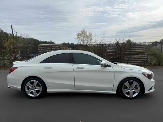 Білий Мерседес ЦЛА-клас, об'ємом двигуна 2 л та пробігом 78 тис. км за 10000 $, фото 7 на Automoto.ua