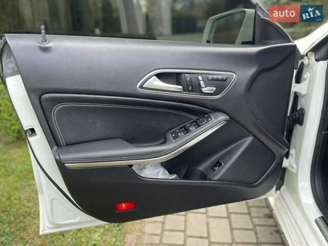 Мерседес ЦЛА-класс 2017 в Яворове на Automoto.ua Белый Мерседес ЦЛА-класс, объемом двигателя 1.99 л и пробегом 90 тыс. км за 15300 $, фото 15 на Automoto.ua