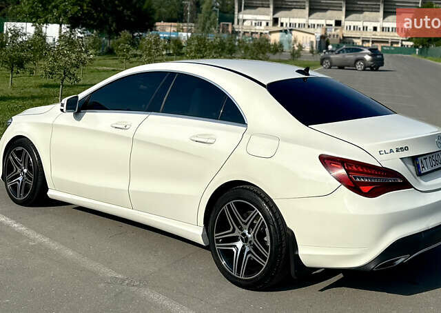 Белый Мерседес ЦЛА-класс, объемом двигателя 1.99 л и пробегом 58 тыс. км за 22500 $, фото 3 на Automoto.ua