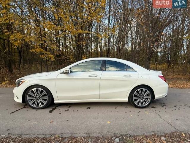Мерседес ЦЛА-класс 2017 в Хмельницком на Automoto.ua Белый Мерседес ЦЛА-класс, объемом двигателя 1.99 л и пробегом 119 тыс. км за 20000 $, фото 1 на Automoto.ua