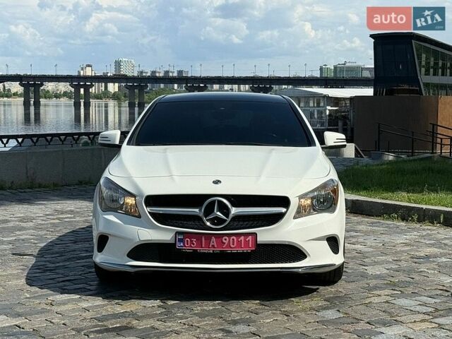 Белый Мерседес ЦЛА-класс, объемом двигателя 2 л и пробегом 163 тыс. км за 15700 $, фото 4 на Automoto.ua