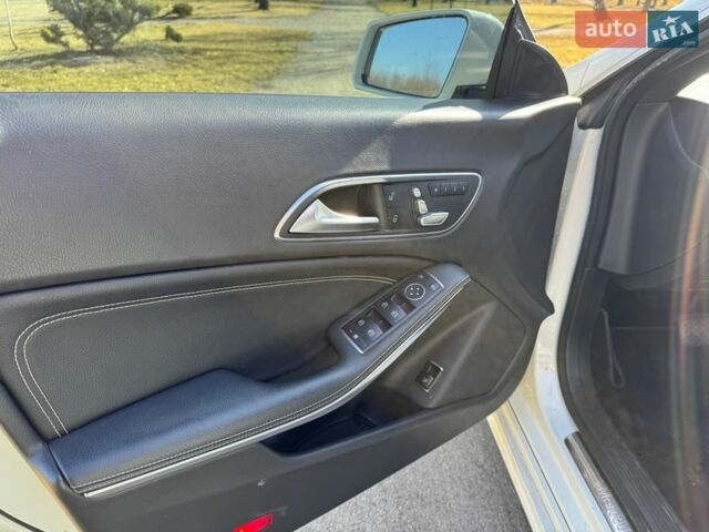 Белый Мерседес ЦЛА-класс, объемом двигателя 1.6 л и пробегом 119 тыс. км за 16500 $, фото 11 на Automoto.ua