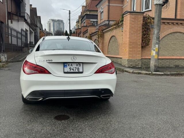 Белый Мерседес ЦЛА-класс, объемом двигателя 2 л и пробегом 105 тыс. км за 19900 $, фото 1 на Automoto.ua