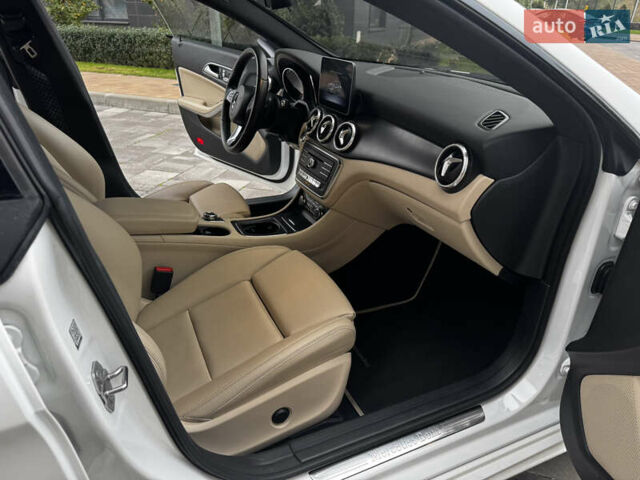 Белый Мерседес ЦЛА-класс, объемом двигателя 2 л и пробегом 95 тыс. км за 17800 $, фото 18 на Automoto.ua