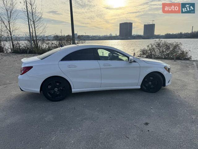 Белый Мерседес ЦЛА-класс, объемом двигателя 1.99 л и пробегом 79 тыс. км за 19700 $, фото 6 на Automoto.ua