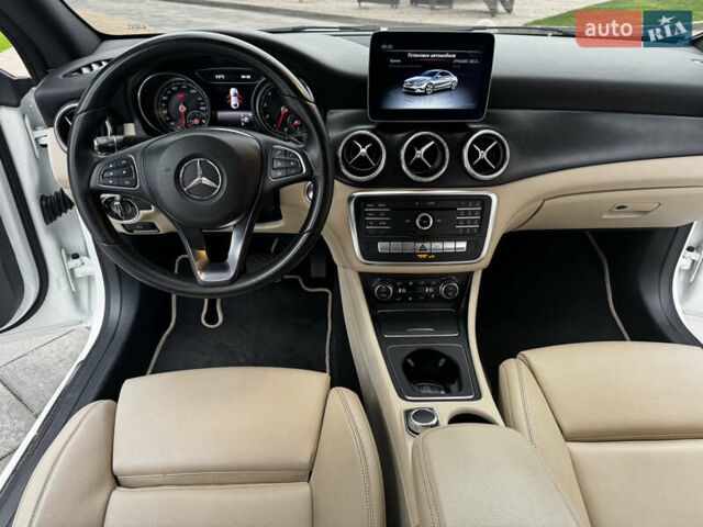 Белый Мерседес ЦЛА-класс, объемом двигателя 2 л и пробегом 95 тыс. км за 16999 $, фото 21 на Automoto.ua