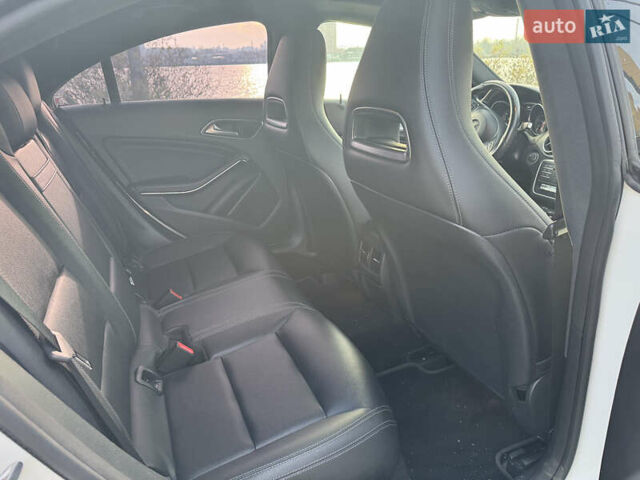 Белый Мерседес ЦЛА-класс, объемом двигателя 1.99 л и пробегом 79 тыс. км за 19700 $, фото 34 на Automoto.ua