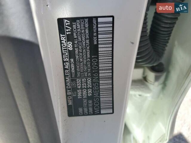 Белый Мерседес ЦЛА-класс, объемом двигателя 1.99 л и пробегом 96 тыс. км за 3900 $, фото 11 на Automoto.ua