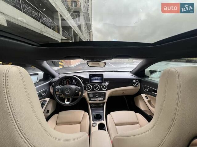 Белый Мерседес ЦЛА-класс, объемом двигателя 1.99 л и пробегом 67 тыс. км за 18000 $, фото 29 на Automoto.ua