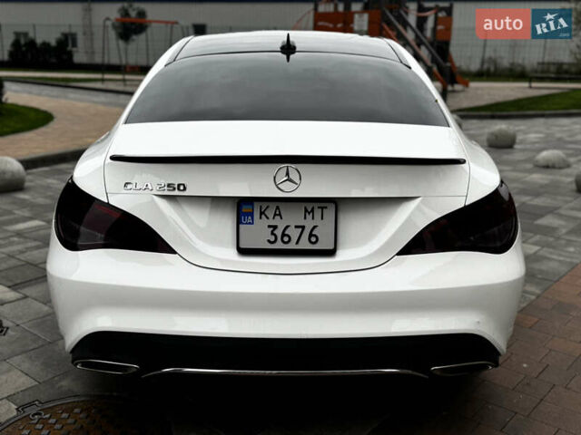 Белый Мерседес ЦЛА-класс, объемом двигателя 2 л и пробегом 95 тыс. км за 16999 $, фото 4 на Automoto.ua