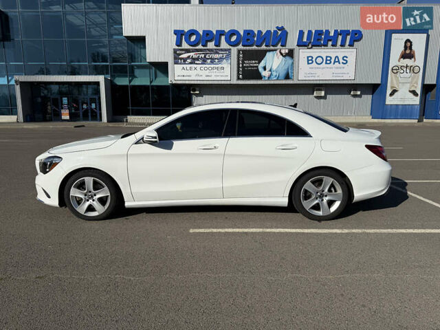 Белый Мерседес ЦЛА-класс, объемом двигателя 1.99 л и пробегом 116 тыс. км за 22000 $, фото 3 на Automoto.ua