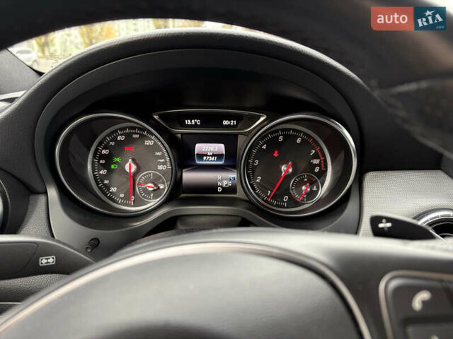 Белый Мерседес ЦЛА-класс, объемом двигателя 1.99 л и пробегом 97 тыс. км за 21000 $, фото 13 на Automoto.ua