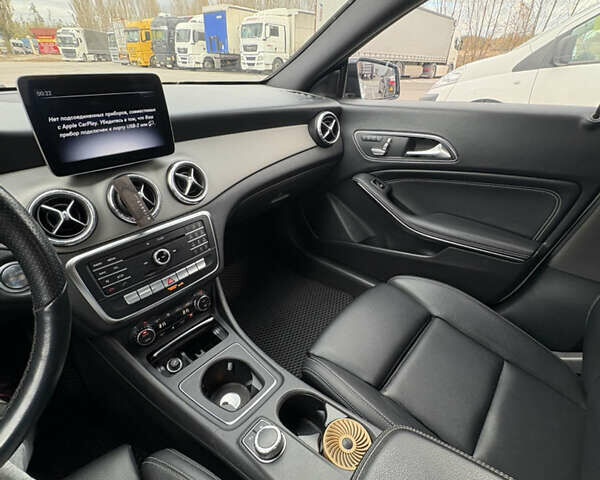 Белый Мерседес ЦЛА-класс, объемом двигателя 1.99 л и пробегом 97 тыс. км за 21000 $, фото 14 на Automoto.ua