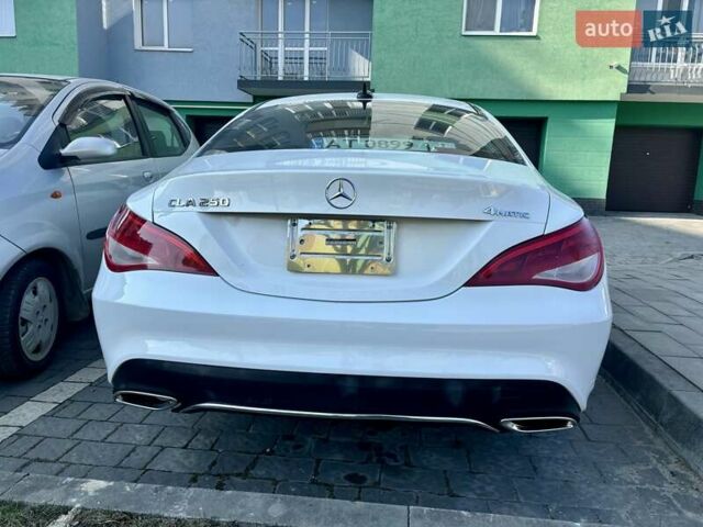Белый Мерседес ЦЛА-класс, объемом двигателя 1.99 л и пробегом 88 тыс. км за 21200 $, фото 3 на Automoto.ua