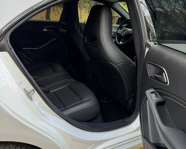 Мерседес ЦЛА-клас 2018 у Луцьку на Automoto.ua Білий Мерседес ЦЛА-клас, об'ємом двигуна 1.99 л та пробігом 97 тис. км за 18400 $, фото 13 на Automoto.ua