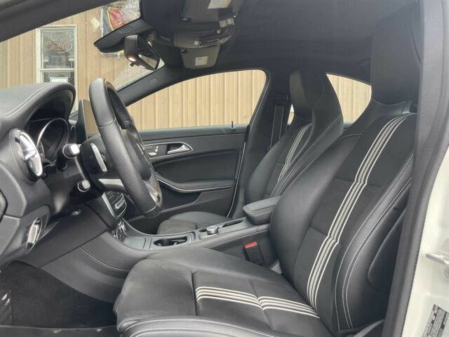 Білий Мерседес ЦЛА-клас, об'ємом двигуна 2 л та пробігом 37 тис. км за 14300 $, фото 6 на Automoto.ua