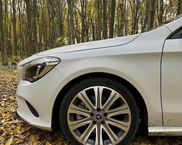 Мерседес ЦЛА-клас 2018 у Луцьку на Automoto.ua Білий Мерседес ЦЛА-клас, об'ємом двигуна 1.99 л та пробігом 97 тис. км за 18400 $, фото 23 на Automoto.ua