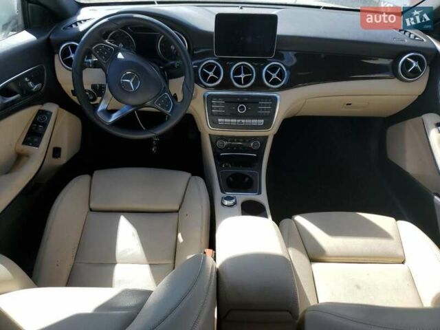 Белый Мерседес ЦЛА-класс, объемом двигателя 1.99 л и пробегом 96 тыс. км за 3900 $, фото 7 на Automoto.ua