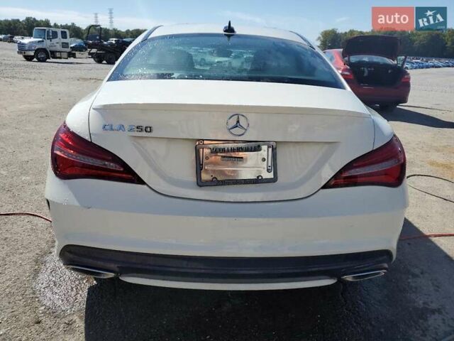 Белый Мерседес ЦЛА-класс, объемом двигателя 1.99 л и пробегом 96 тыс. км за 3900 $, фото 5 на Automoto.ua