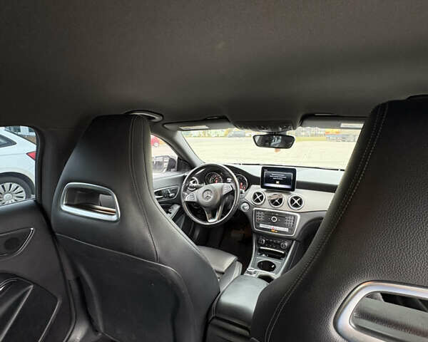 Белый Мерседес ЦЛА-класс, объемом двигателя 1.99 л и пробегом 97 тыс. км за 21000 $, фото 20 на Automoto.ua