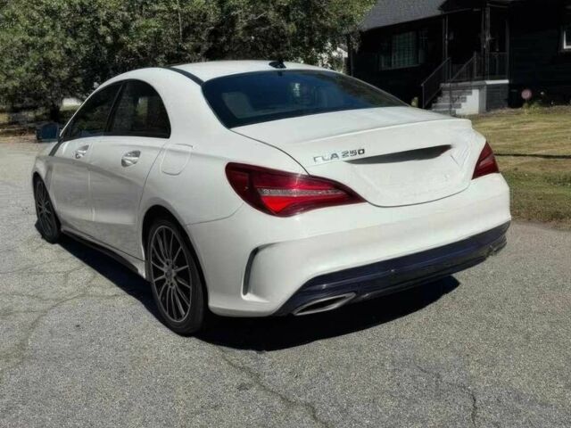 Білий Мерседес ЦЛА-клас, об'ємом двигуна 2 л та пробігом 37 тис. км за 14300 $, фото 4 на Automoto.ua