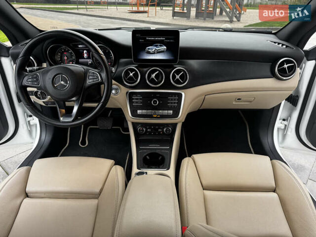 Белый Мерседес ЦЛА-класс, объемом двигателя 2 л и пробегом 95 тыс. км за 17800 $, фото 19 на Automoto.ua