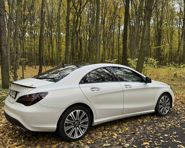 Мерседес ЦЛА-клас 2018 у Луцьку на Automoto.ua Білий Мерседес ЦЛА-клас, об'ємом двигуна 1.99 л та пробігом 97 тис. км за 18400 $, фото 10 на Automoto.ua