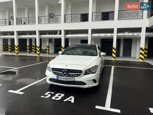 Белый Мерседес ЦЛА-класс, объемом двигателя 1.99 л и пробегом 67 тыс. км за 18000 $, фото 2 на Automoto.ua