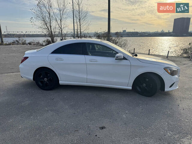 Белый Мерседес ЦЛА-класс, объемом двигателя 1.99 л и пробегом 79 тыс. км за 19700 $, фото 4 на Automoto.ua