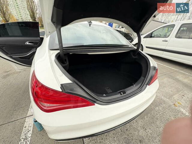 Белый Мерседес ЦЛА-класс, объемом двигателя 1.99 л и пробегом 97 тыс. км за 21000 $, фото 9 на Automoto.ua