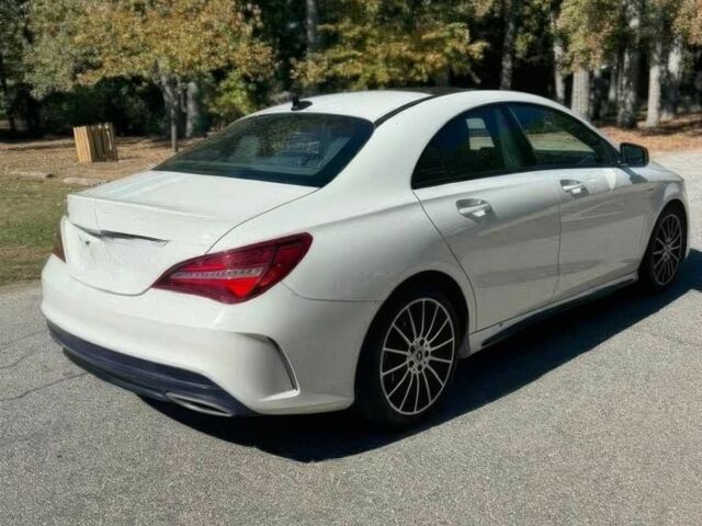 Білий Мерседес ЦЛА-клас, об'ємом двигуна 2 л та пробігом 37 тис. км за 14300 $, фото 3 на Automoto.ua