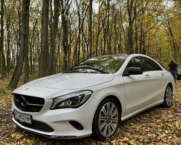 Мерседес ЦЛА-клас 2018 у Луцьку на Automoto.ua Білий Мерседес ЦЛА-клас, об'ємом двигуна 1.99 л та пробігом 97 тис. км за 18400 $, фото 24 на Automoto.ua