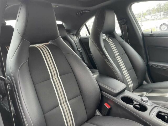 Білий Мерседес ЦЛА-клас, об'ємом двигуна 2 л та пробігом 37 тис. км за 14300 $, фото 7 на Automoto.ua